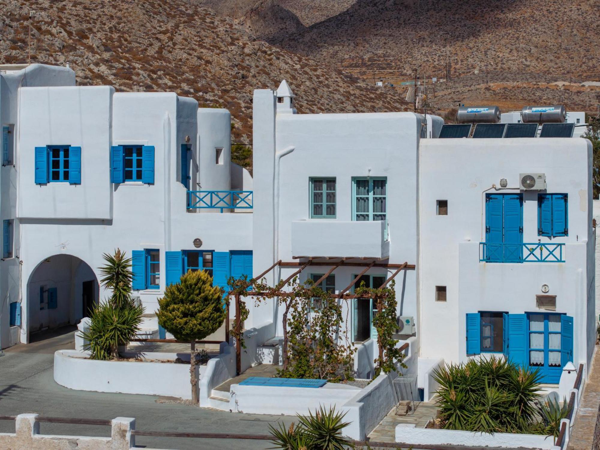 Aneton Residences Folegandros Karavostasis  Extérieur photo