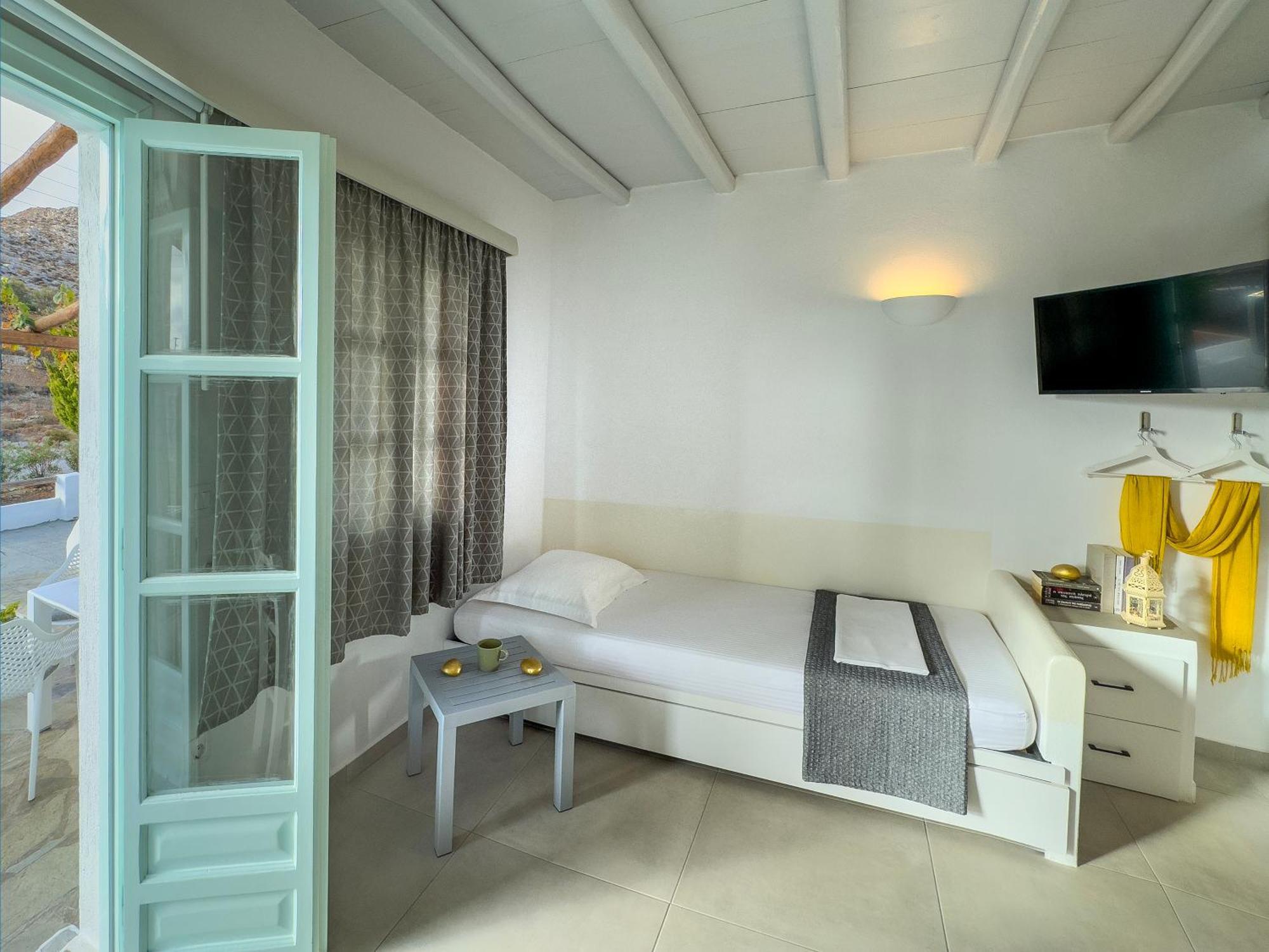 Aneton Residences Folegandros Karavostasis  Extérieur photo