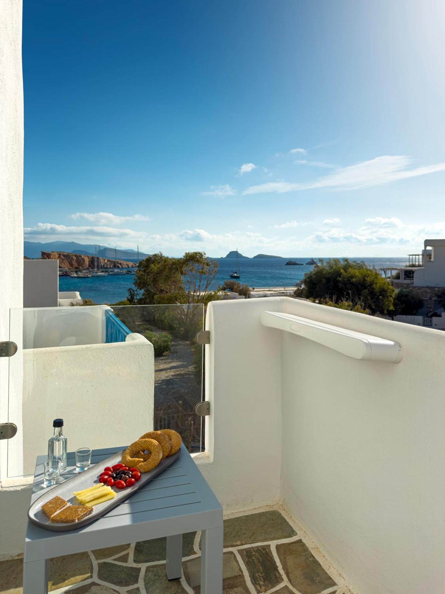 Aneton Residences Folegandros Karavostasis  Extérieur photo
